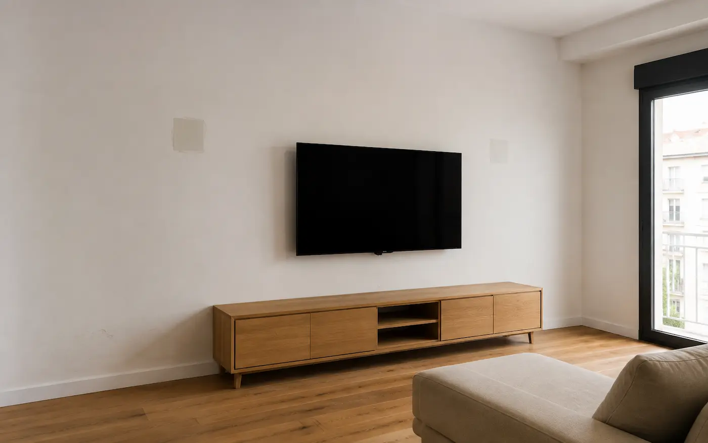 Pintor decorativo 3 Pared de televisión antes de aplicar pintura efecto cemento